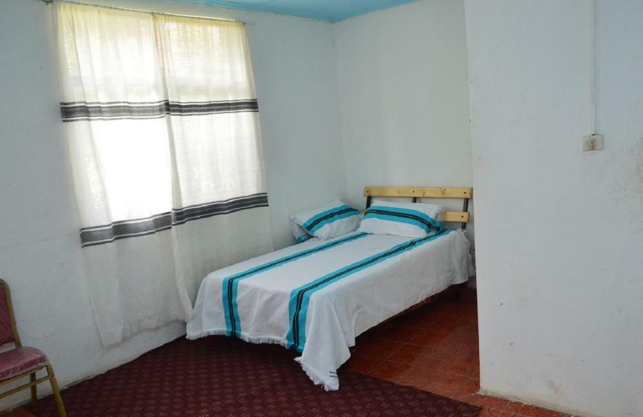 Chef Wondim Backpackers Hostel Гондэр Экстерьер фото